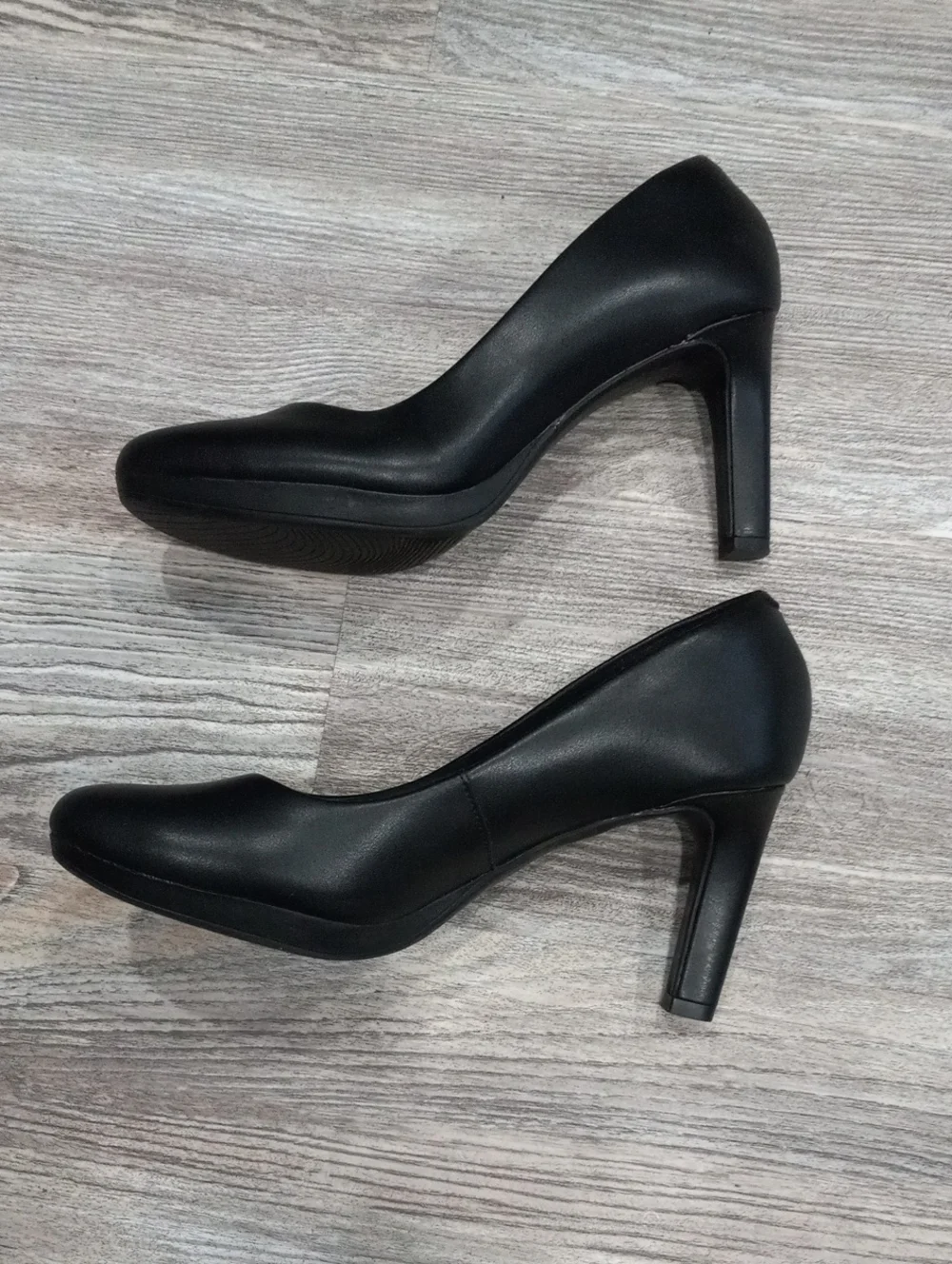 Clarks Collection Black Heels  Pumps Woman Size 10